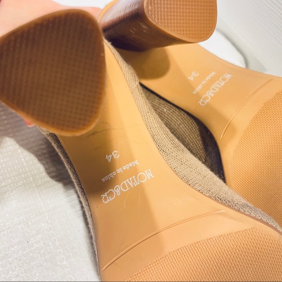 NWOT Knit Sock Bootie Wood Heel - Picture 10 of 10